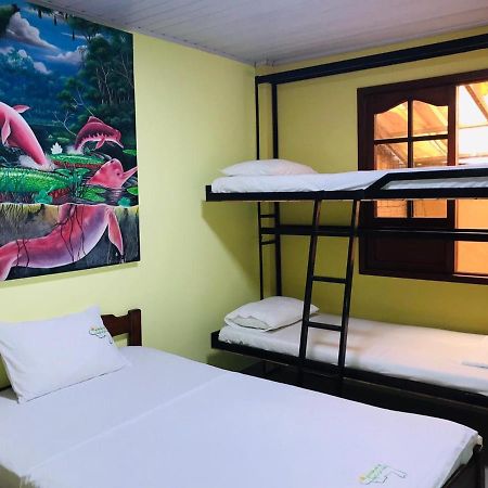 Hostal La Esperanza 莱蒂西亚 外观 照片