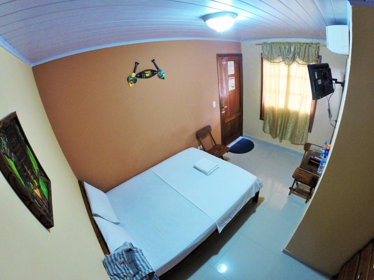 Hostal La Esperanza 莱蒂西亚 外观 照片