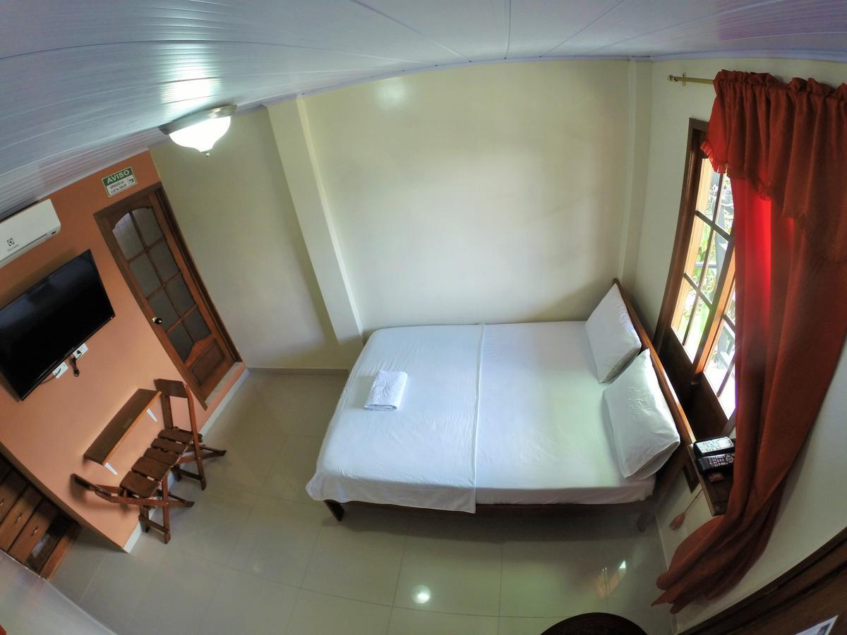 Hostal La Esperanza 莱蒂西亚 外观 照片